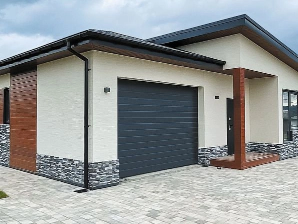 Секционные ворота 3100х2650 мм антрацитовые DoorHan RSD02, achinsk.doorhan.ru